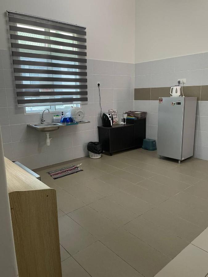 Bungalow Homestay Jasin Perdana Εξωτερικό φωτογραφία
