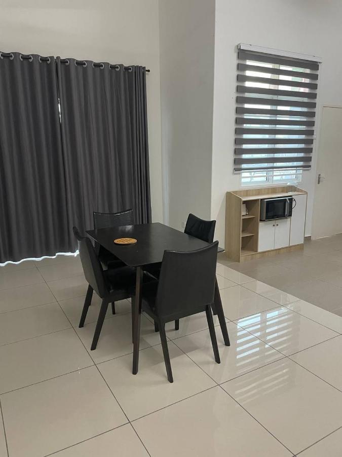 Bungalow Homestay Jasin Perdana Εξωτερικό φωτογραφία